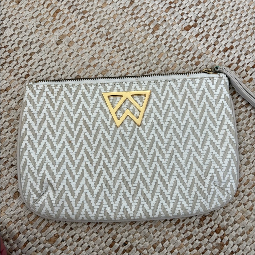 Kelly Wynne Risky Business Clutch